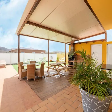 Сasa de vacaciones In Near Beaches, Cleaning Included Tuineje