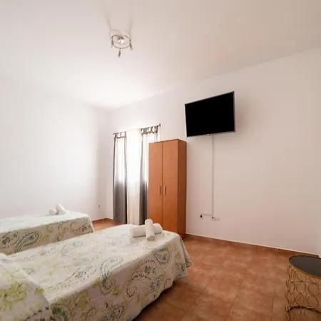 In Near Beaches, Cleaning Included Holiday home *