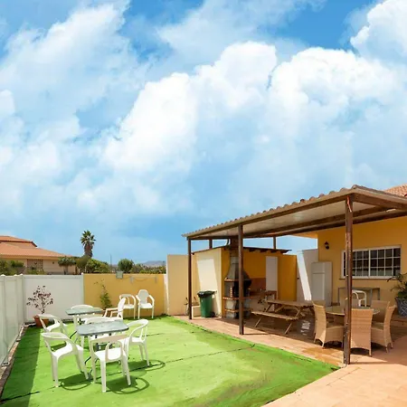 Holiday home In Near Beaches, Cleaning Included