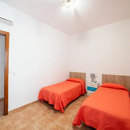 Holiday home In Near Beaches, Cleaning Included Tuineje